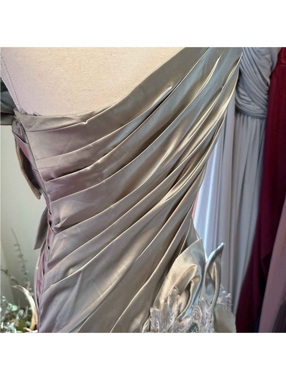 RARE One-of-a-Kind "Lisbon" Handmade Gown/Wedding - Picture 7 of 15